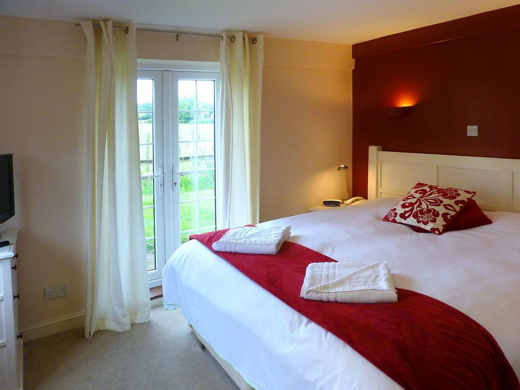 The Peacock Country Inn Chinnor Bagian luar foto