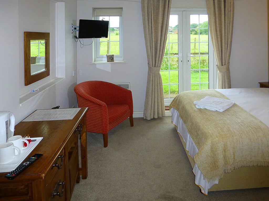 The Peacock Country Inn Chinnor Bagian luar foto