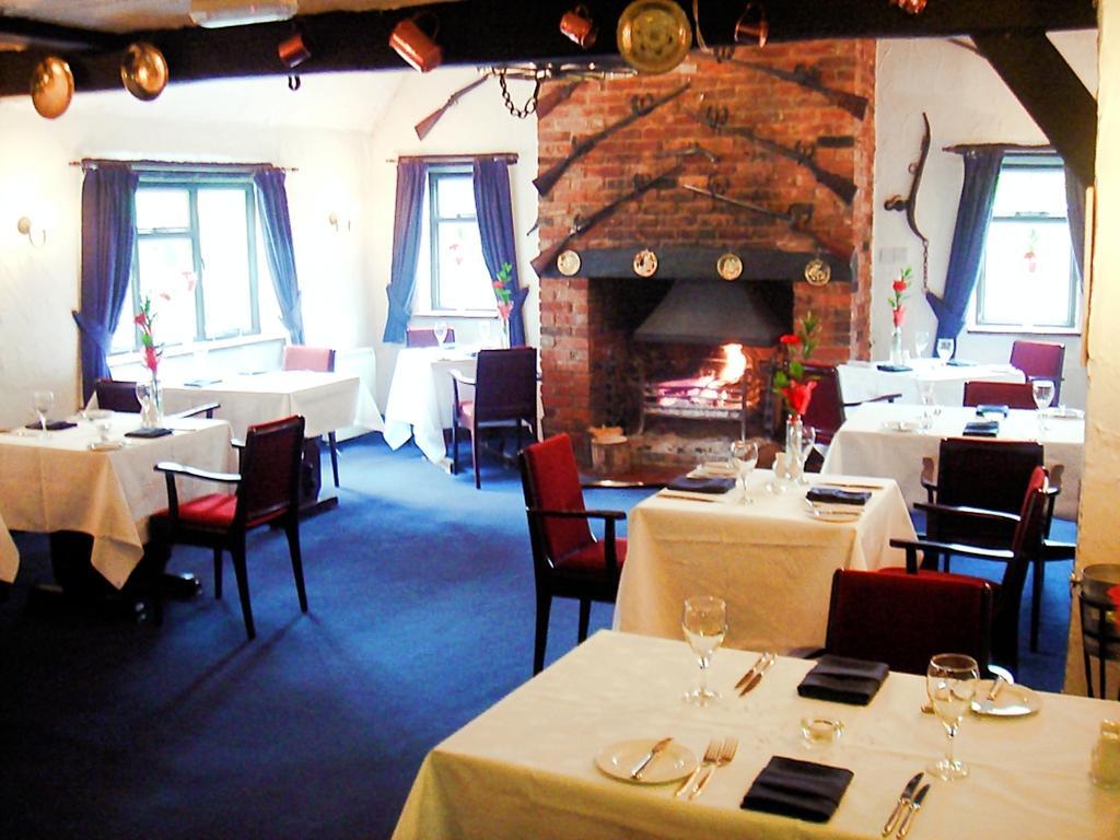The Peacock Country Inn Chinnor Bagian luar foto
